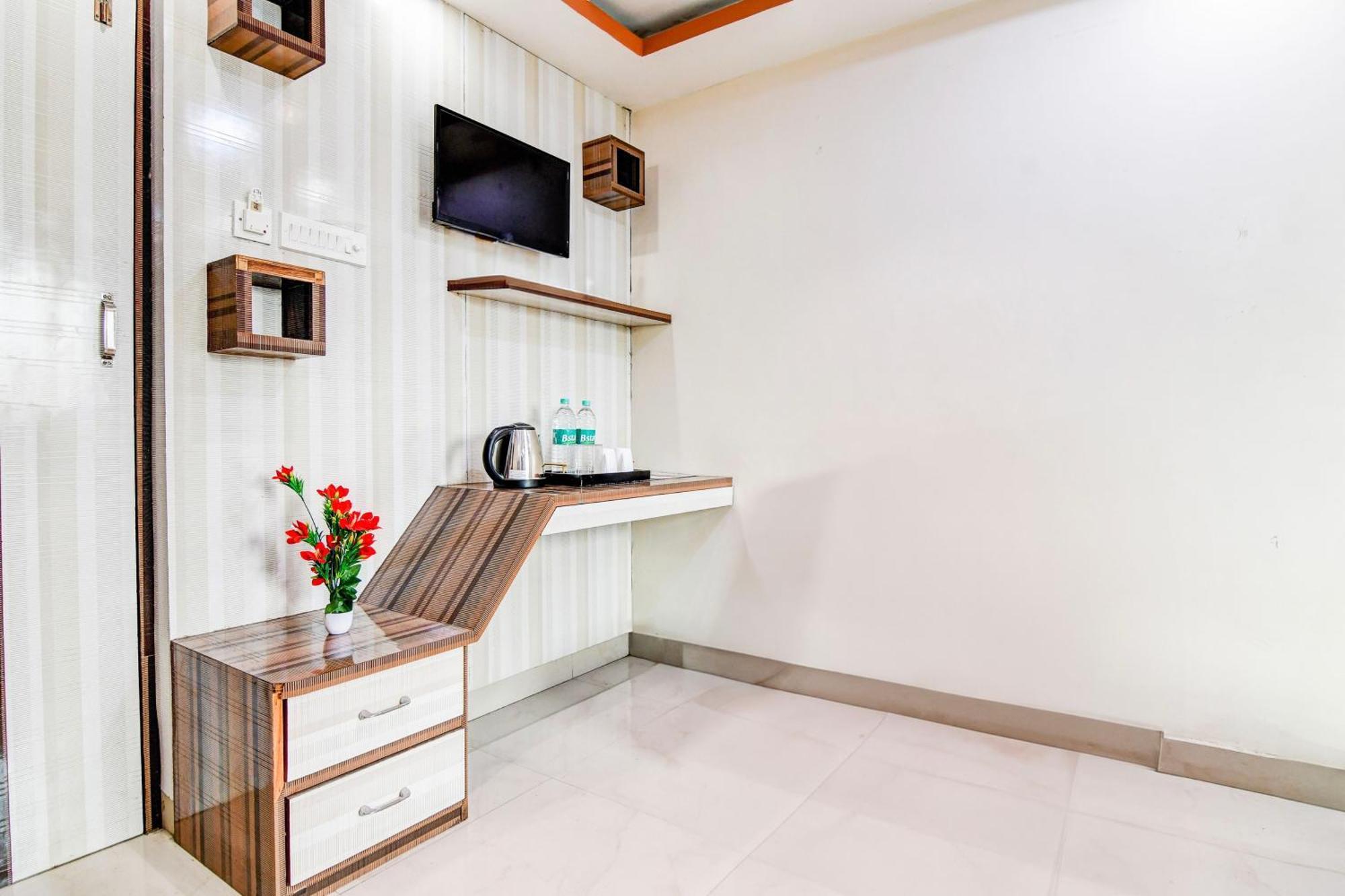 Super Hotel O Tagore Park Ruby Road Kolkata Ngoại thất bức ảnh